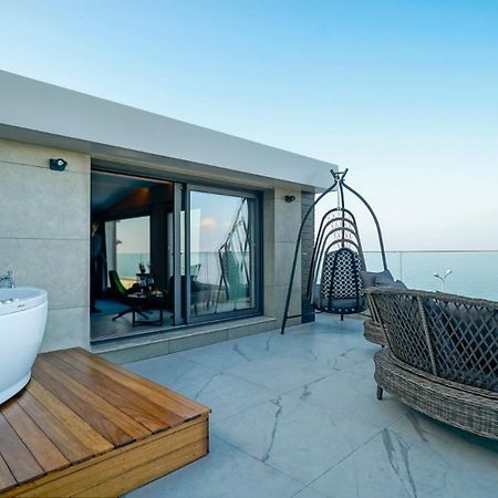 Rudis Hotel ナルリデレ エクステリア 写真