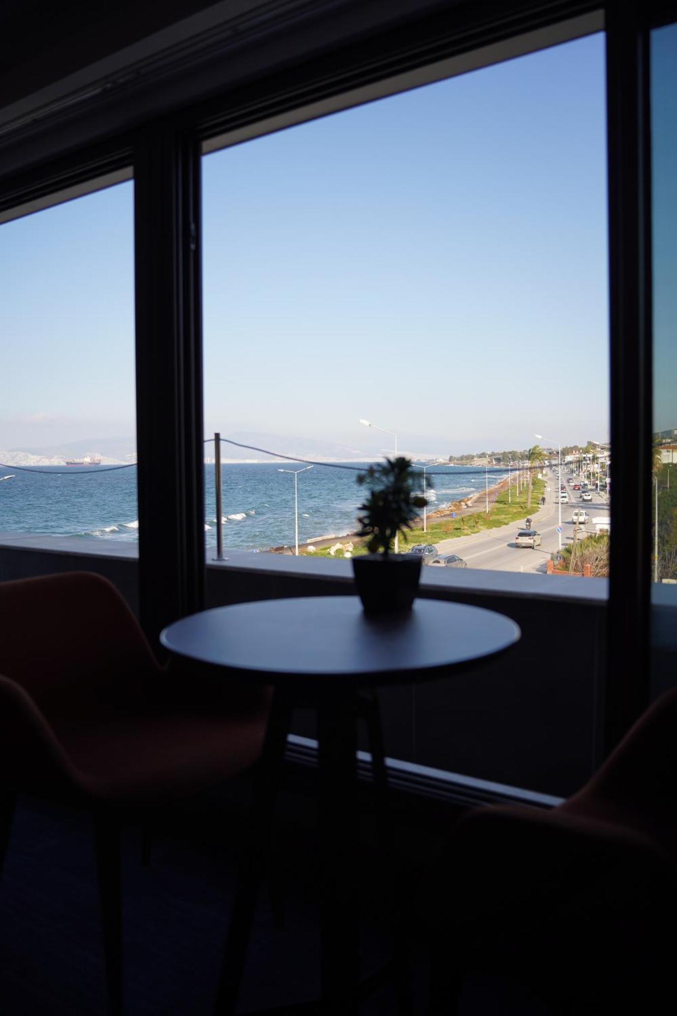 Rudis Hotel ナルリデレ エクステリア 写真