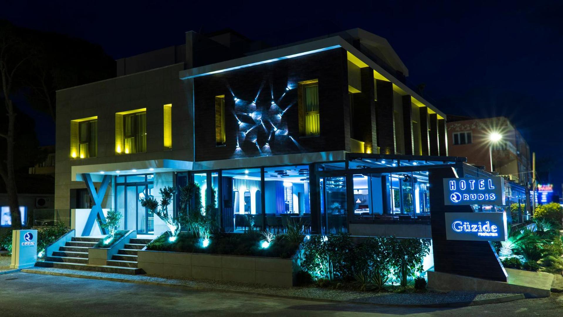Rudis Hotel ナルリデレ エクステリア 写真